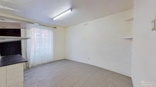 Appartement 2 pièces avec cave Métro Robespierre proche Vincennes