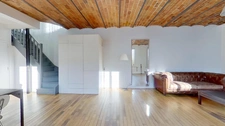 EXCLUSIVITÉ – Appartement Loft Atypique avec Terrasse à 300 m du Métro Robespierre, Quartier des Coutures