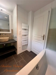 À vendre  Superbe T2 de 49 m² entièrement refait – Quartier des Arènes, Béziers