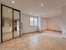 À vendre  Superbe T2 de 49 m² entièrement refait – Quartier des Arènes, Béziers