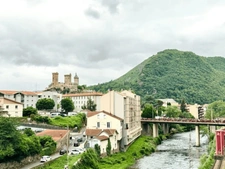 Maison à vendre 5 pièces FOIX (09)