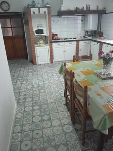 Maison à vendre 5 pièces  (09)