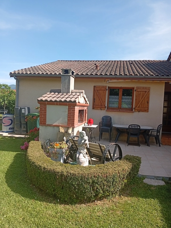 Maison à vendre 4 pièces proche de FOIX (09)