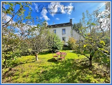 Maison à vendre 9 pièces SAINT SAUVEUR (29)