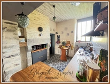 Maison à vendre 9 pièces SAINT SAUVEUR (29)