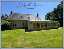 Maison à vendre 7 pièces SIZUN (29)
