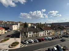 À LOUER – Appartement F4 avec 3 chambres, 2 balcons et cave à Nilvange