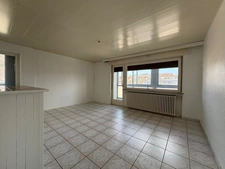 À LOUER – Appartement F4 avec 3 chambres, 2 balcons et cave à Nilvange