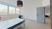 À louer – Appartement meublé 2 pièces en rez-de-jardin – Hayange