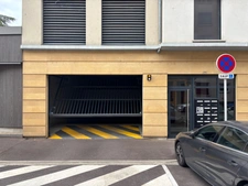 🚗 EXCLUSIVITÉ – Place de parking PMR en sous-sol sécurisé à Thionville – Rue de la Paix