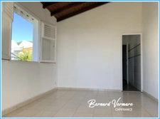 Maison vue mer et les Saintes - 7 pièces - 4 chambres - 130 m² sur terrain 1000m²