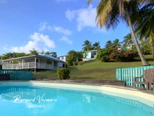 Propriété - Villa et ses 3 bungalows - Quartier résidentiel