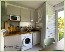 Appartement-studio de 30 m² - Piscine et accès plage.