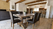 Grande maison rénovée avec 5 chambres, jardin et fort potentiel touristique à CASSAGNES (66)