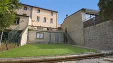 Grande maison rénovée avec 5 chambres, jardin et fort potentiel touristique à CASSAGNES (66)