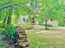 Maison en pierre – cadre paisible et charme authentique