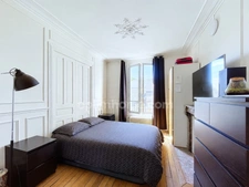 Appartement 5 pièces de caractère à 5 minutes de gare de la Garenne-Colombes et des commerces