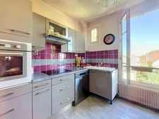 Appartement 5 pièces de caractère à 5 minutes de gare de la Garenne-Colombes et des commerces