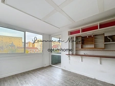 Appartement à vendre La Garenne-Colombes – avec loggia, hauteur et vue dégagée