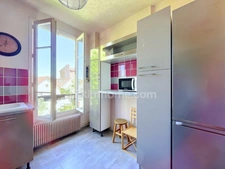 Appartement 5 pièces de caractère à 5 minutes de gare de la Garenne-Colombes et des commerces
