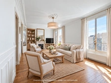 Appartement 5 pièces de caractère à 5 minutes de gare de la Garenne-Colombes et des commerces