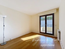 LA GARENNE-COLOMBES, 4P 87,8 m2 - ASCENSEUR - 3 ÈME ETAGE- 2 BALCONS - PARKING - PLEIN CENTRE- 