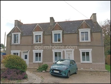 Propriété divisible à fort potentiel à Plestin-Les-Grèves – Emplacement recherché et cadre de vie privilégié
