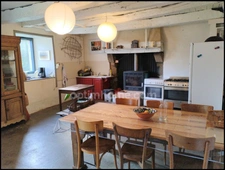Maison de Charme en Pierres du 17ème Siècle à Saint-Jean-Du-Doigt – Un véritable coin de paradis à découvrir !
