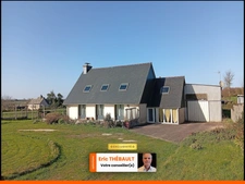 PLOUGASNOU : Propriété familiale proche bourg avec hangar de 100 m², 2 000 m² de terrain et plages à proximité !