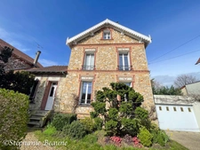 Maison de caractère à Franconville, à deux pas de la gare et des commerces 