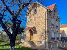 Ermont - Villa meulière avec véranda à 350m de la gare Ermont-Eaubonne