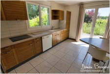 Maison individuelle T7 – 173 m² habitables (225 m² au sol) – Saint-Genis-Pouilly