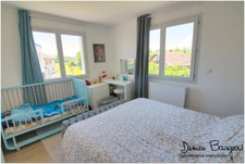 Maison individuelle de 124 m2 avec 4 chambres et terrain de plus de 400 m2