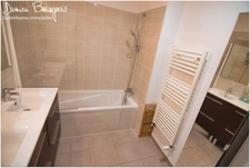 T4 89 m² – Dernier étage, balcon et place privative