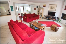Magnifique maison de village rénovée T5 de 149 m² avec extérieur et vue sur les Alpes