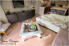 Appartement T3 sans vis à vis avec places de parking intérieure et extérieure, cave et piscine
