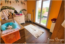 Maison mitoyenne T5 de 126 m2 habitables avec double garage