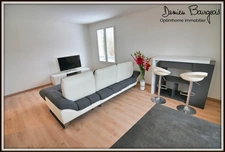 Appartement meublé moderne avec balcon 