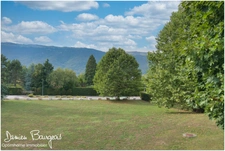 Appartement 3 pièces de 72 m2 avec 3 grands balcons, cave, garage et vue sur le Jura