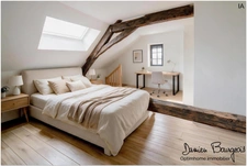 Maison mitoyenne brute avec fort potentiel d'environ 84 m² (110 m2 sol)