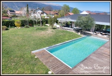 Propriété d’exception d'architecte avec piscine de 365 m² avec 2 studios indépendants