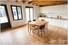 Maison mitoyenne brute avec fort potentiel d'environ 140 m² au sol