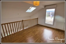 Appartement attique T5 de 117m2 avec 2 terrasses, 1 balcon et 2 garages fermés