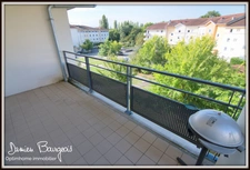 Appartement attique T5 de 117m2 avec 2 terrasses, 1 balcon et 2 garages fermés