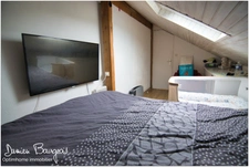 T2 en duplex au dernier étage avec balcon et 2 places de stationnement