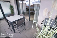 Appartement T3 récent avec terrasse, 2 places de parking intérieures, 1 cave et vue Mont-Blanc