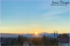 Appartement T3 récent avec terrasse, 2 places de parking intérieures, 1 cave et vue Mont-Blanc