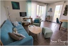 T3 avec terrasse, vue sur le Jura et garage
