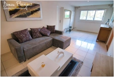 APPARTEMENT DE 79 m² EN REZ-DE-CHAUSSÉE AVEC PLACE DE PARKING INTÉRIEURE