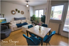 T2 en duplex au dernier étage avec balcon et 2 places de stationnement